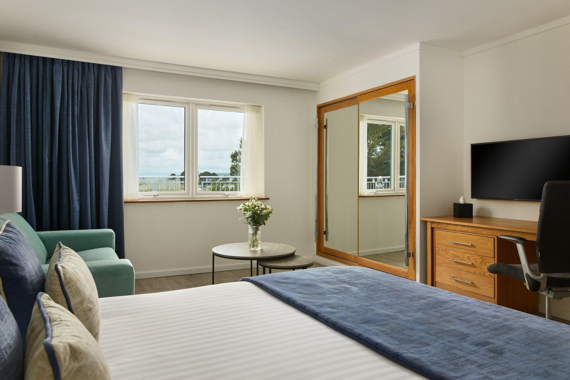 Langstone Quays Resort, Portsmouth Havant Exterior foto
