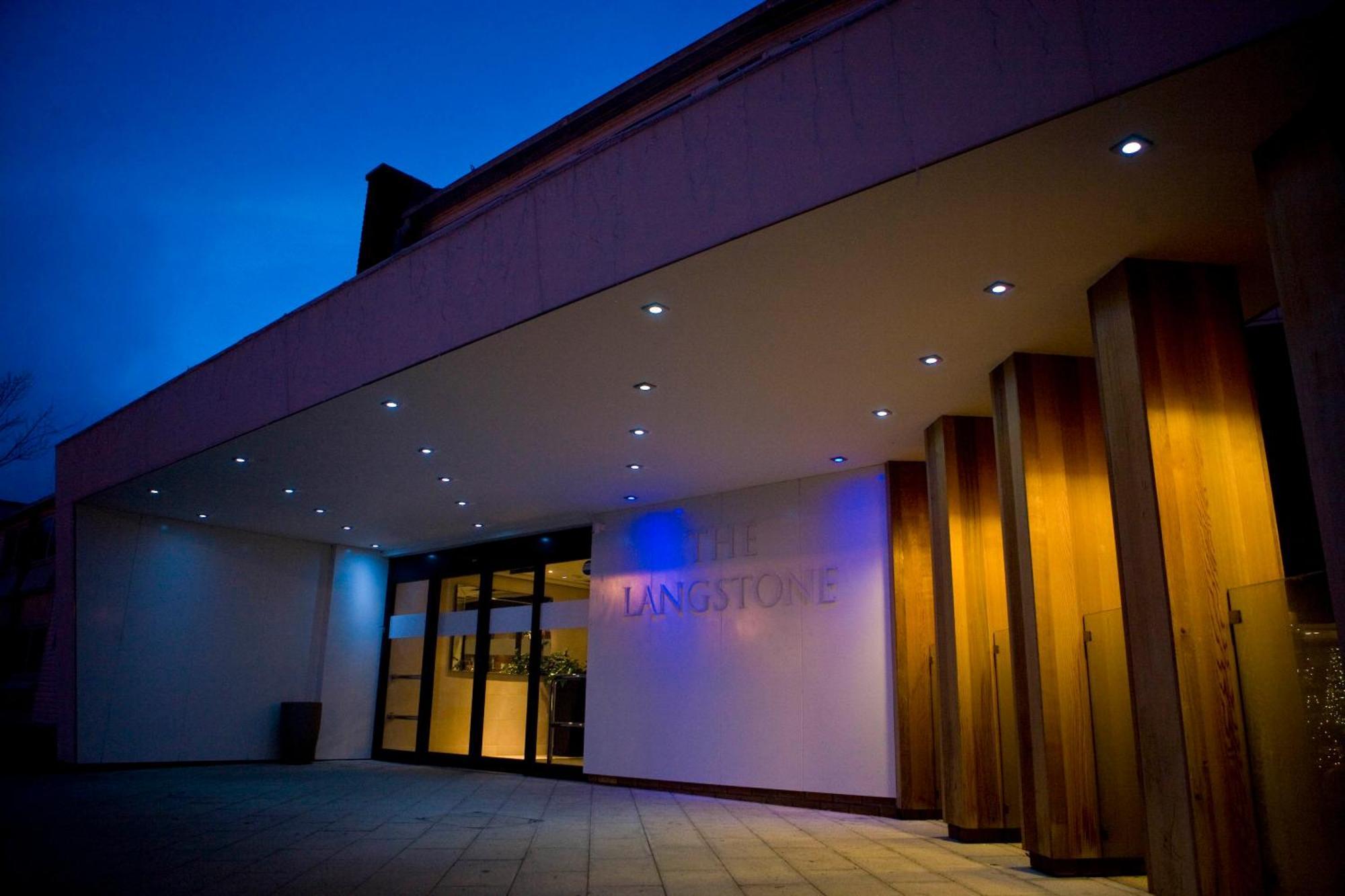 Langstone Quays Resort, Portsmouth Havant Exterior foto